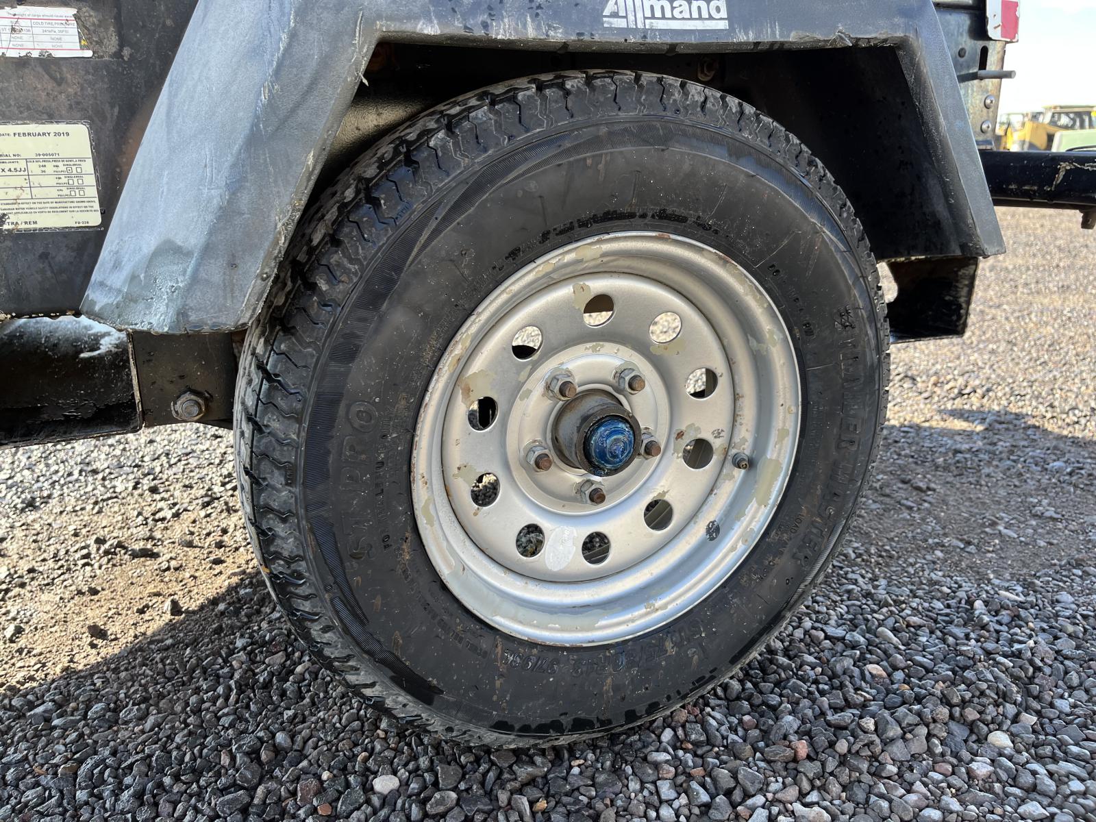 ./imagenes/INVOICE/2019/18097/ALLMAND NIGHT-LITE V-SERIES NLV (11).JPG